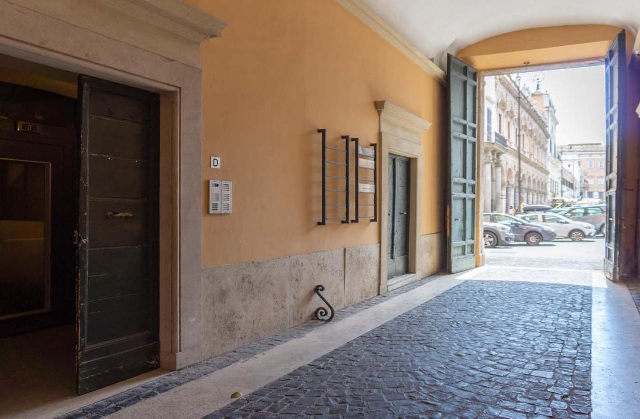 Piazza Venezia Charming & Bright Apartment Rom Exterior foto